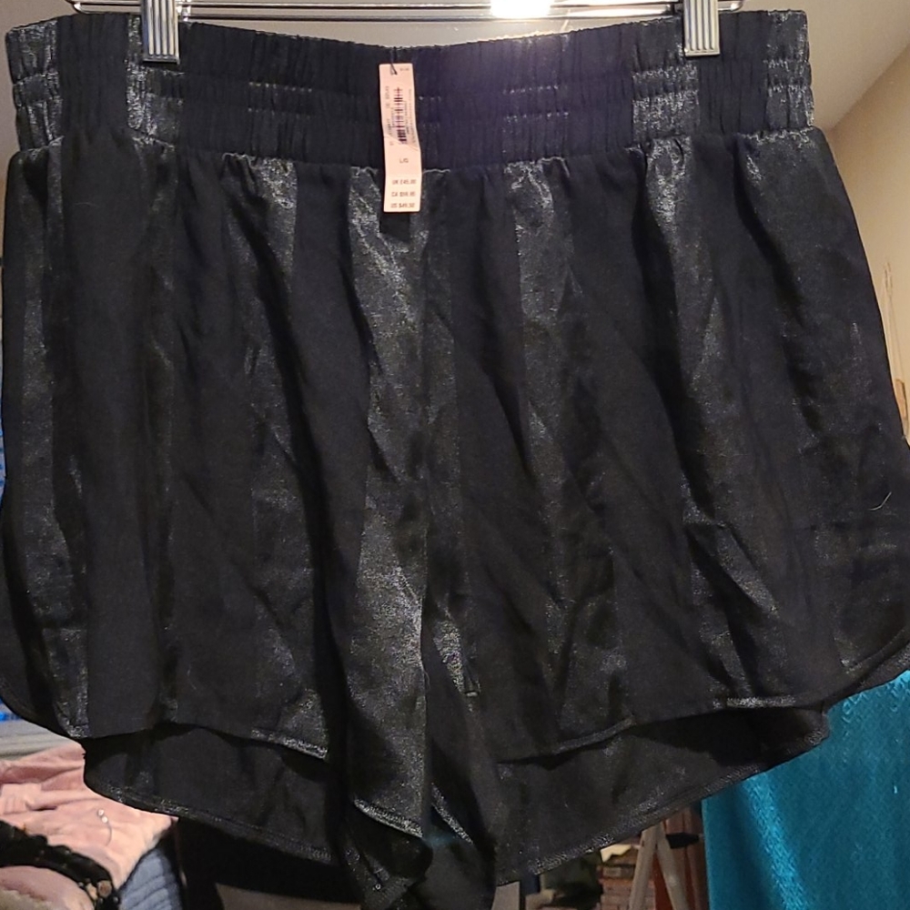 Victoria's Secret black striped boxers- Brand New!